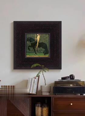 《黑马骑士》风法式中古NVM绿色春天客装饰画小复古卧室众床头厅