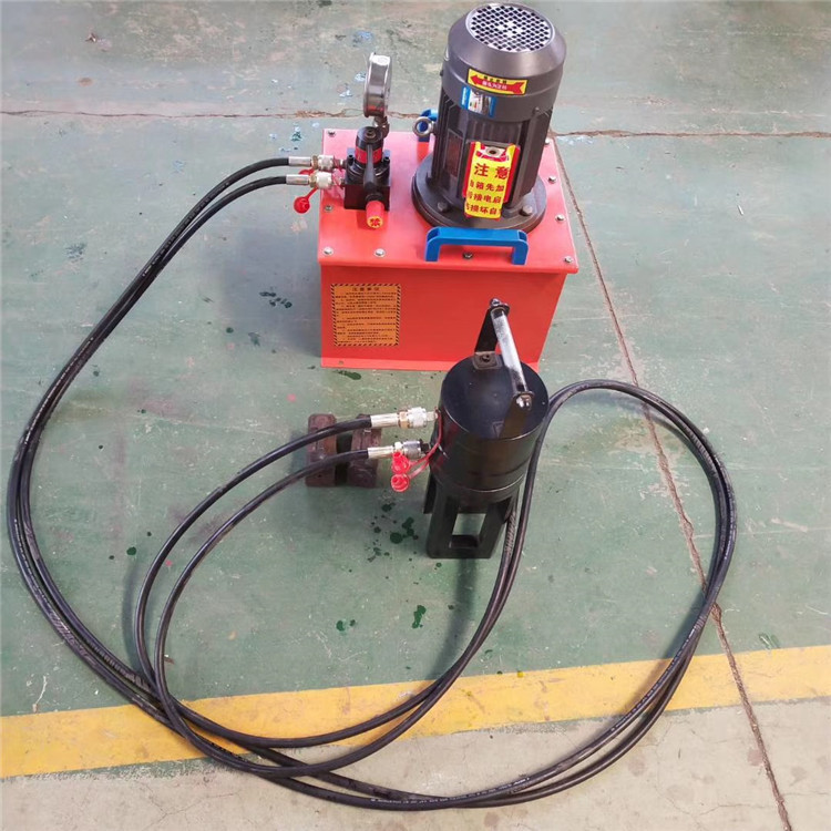 40型钢筋冷挤压连接套筒模具