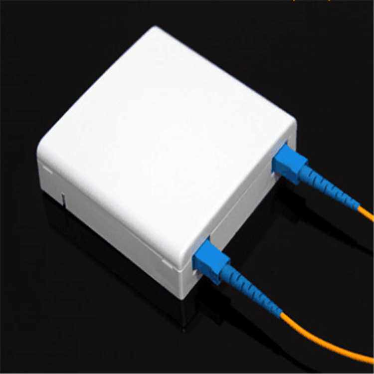 供应新款网络信息面板86光纤箱面板光纤面板注塑 FTTH光纤桌面盒