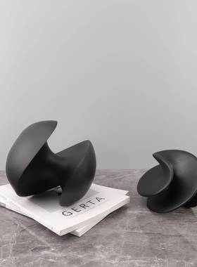 现068简约白色黑色形摆件旋异扭曲螺旋摆件摆设房售转楼处软代装