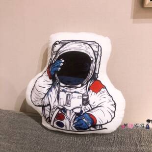 正品卡通公太空宇航员抱枕垫狗仔毛绒玩具个性娃娃睡狗觉抱可爱靠