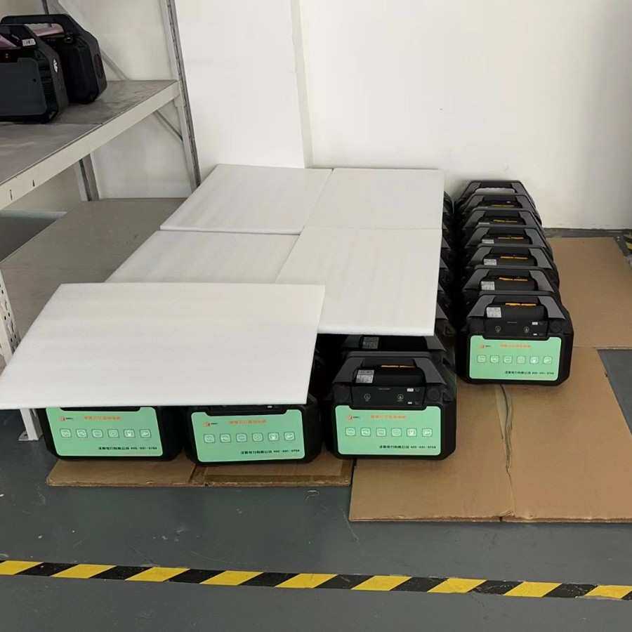 户外作业电源 泽腾电力带照明灯野外露营 车载点烟器太阳能板充电