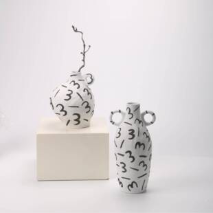 法式中古奶油风客厅壁龛开放格装饰品高级感小众复古侘寂陶瓷摆件