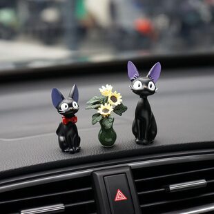 魔女宅急便黑猫汽车小摆件可爱治愈车载公仔装饰品车内时尚女生