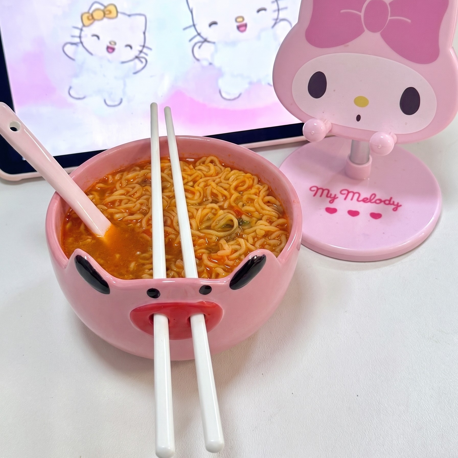 创意猪猪鼻孔泡面碗陶瓷碗家用2026新款个人专用漂亮饭碗酸奶碗