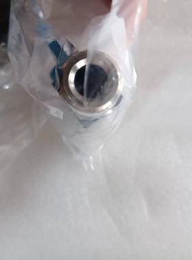 三通变径快插接头;QT-1口6-12;FESO;螺纹接NA,气管接口1S:OWUXTD1