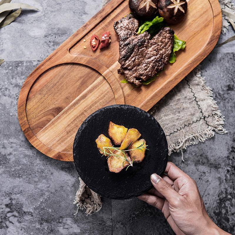 现货相思木排NZ425餐盘家用木牛板士西餐实盘圆形板岩芝板托盘