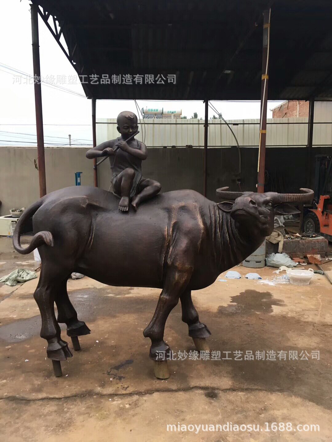 户外铜牛雕塑厂家广场学校工厂公司牛奋斗牛园林景观铜雕铜雕精品