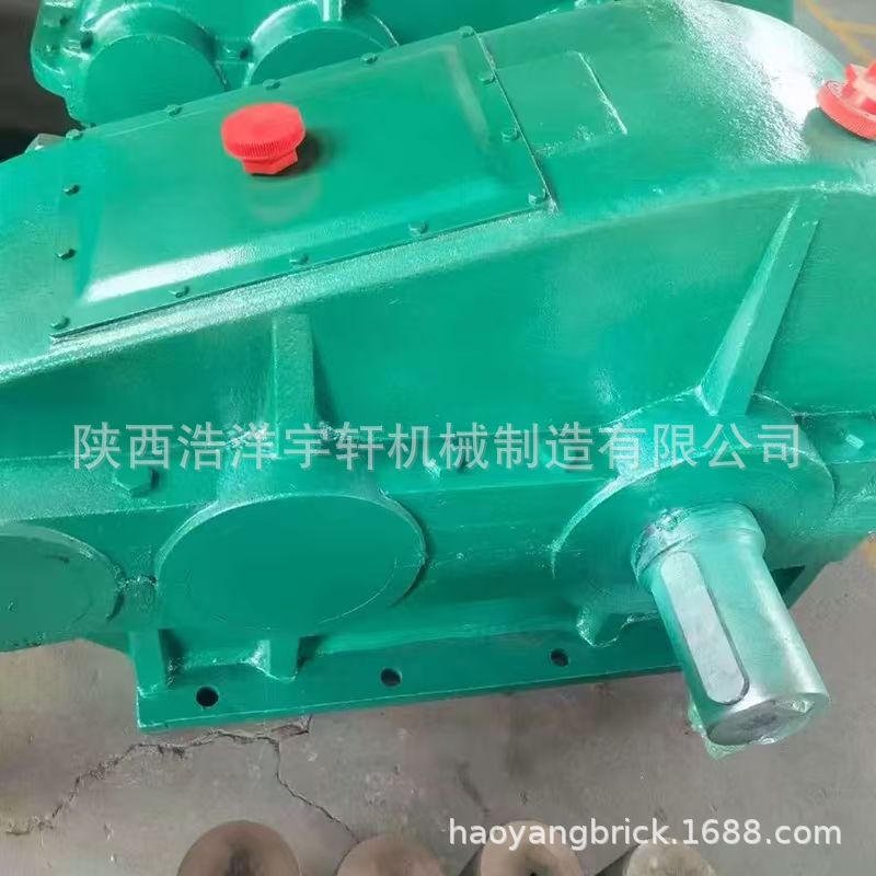 厂家直销卧式大扭力齿轮箱
