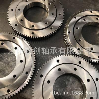 精密小回转支撑D1787/267M洛阳转盘轴承