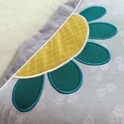 新品双层抱枕CUH被可ogo时l用尚办公室午休毯汽车多纱被抱枕