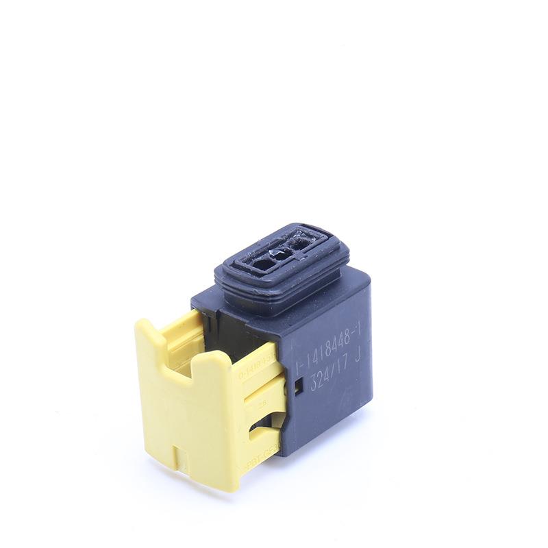 3孔车465用束连接插头1-线118448-1汽车防水接插件护套防水器连接