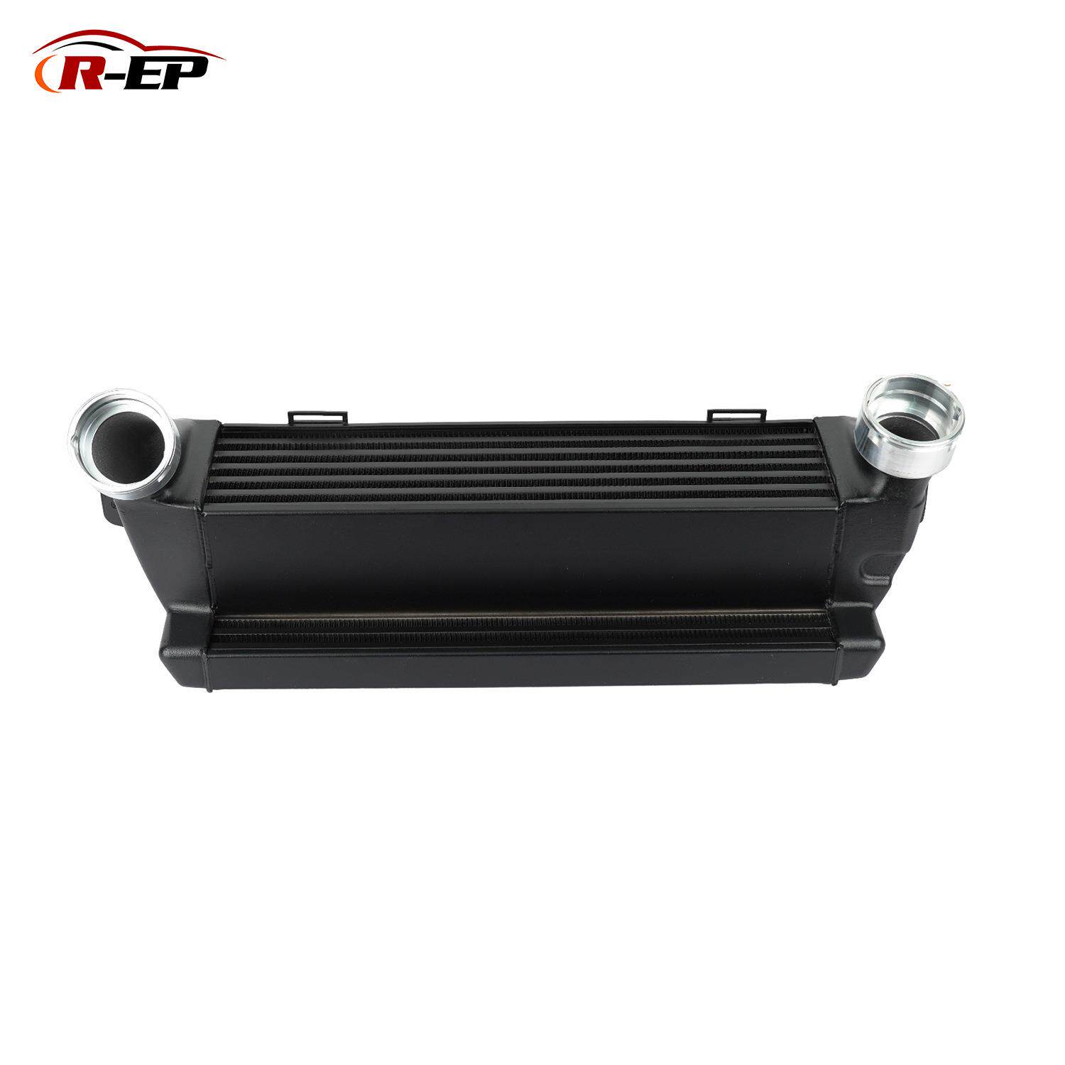 适用于宝马E90 E91 E92 E94 325D 330D 335D汽车涡轮增压冷却器