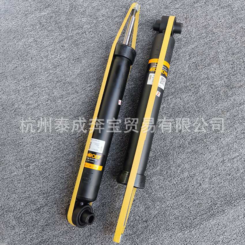 适用宝马减震器 33526873722 33526873724 33526873727 F20 F21