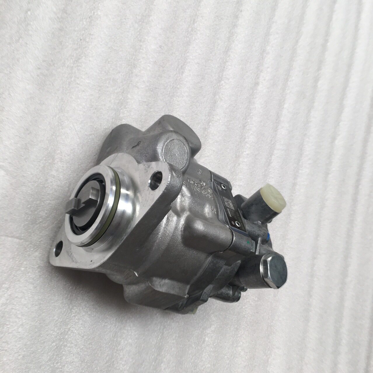 青储机克拉斯960发动机 OM502发动机油泵配件
