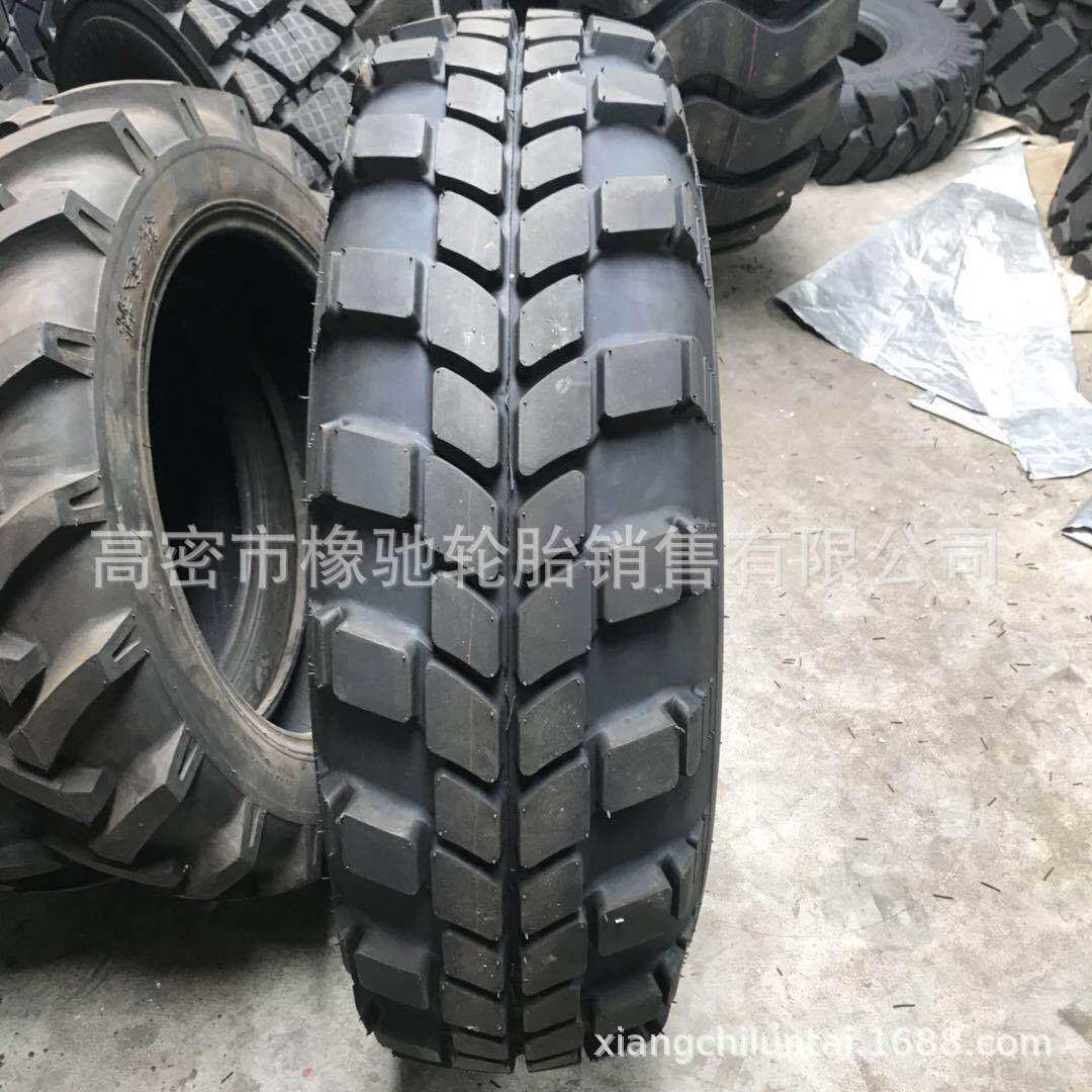 越野车装甲车轮胎340-4571300/13.00-18特种轮胎出口