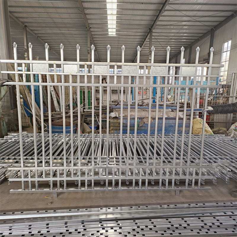 厂家 欧式铁艺护栏 厂房围墙护栏 院墙护栏私家庭院围栏