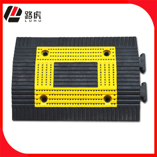 抗压PVC方形减速带 公路减速垄 交通安全设施减速带 厂家直销