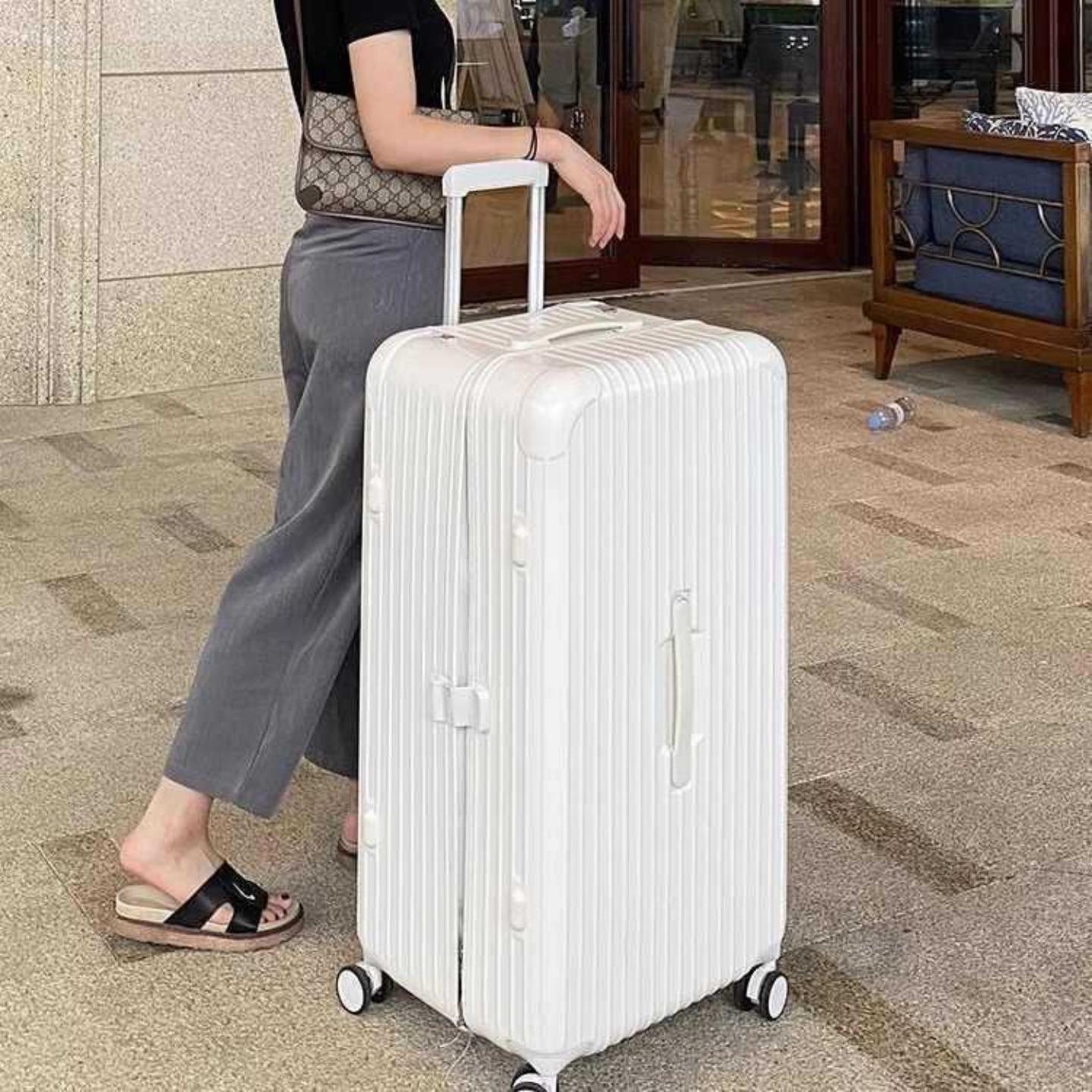 高颜值大容量万向轮拉杆箱