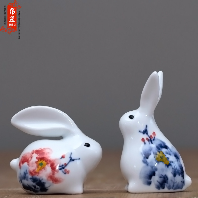 兔子摆件陶瓷饰品创意可爱客厅兔子摆设青花手绘兔子陶瓷兔子摆件,家居饰品,装饰摆件,淘宝优惠券,粉丝福利购,淘宝优惠卷