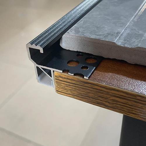 楼梯踏步灯 防滑条 电影院会议室台阶灯明装梯步地面步级踢脚灯带