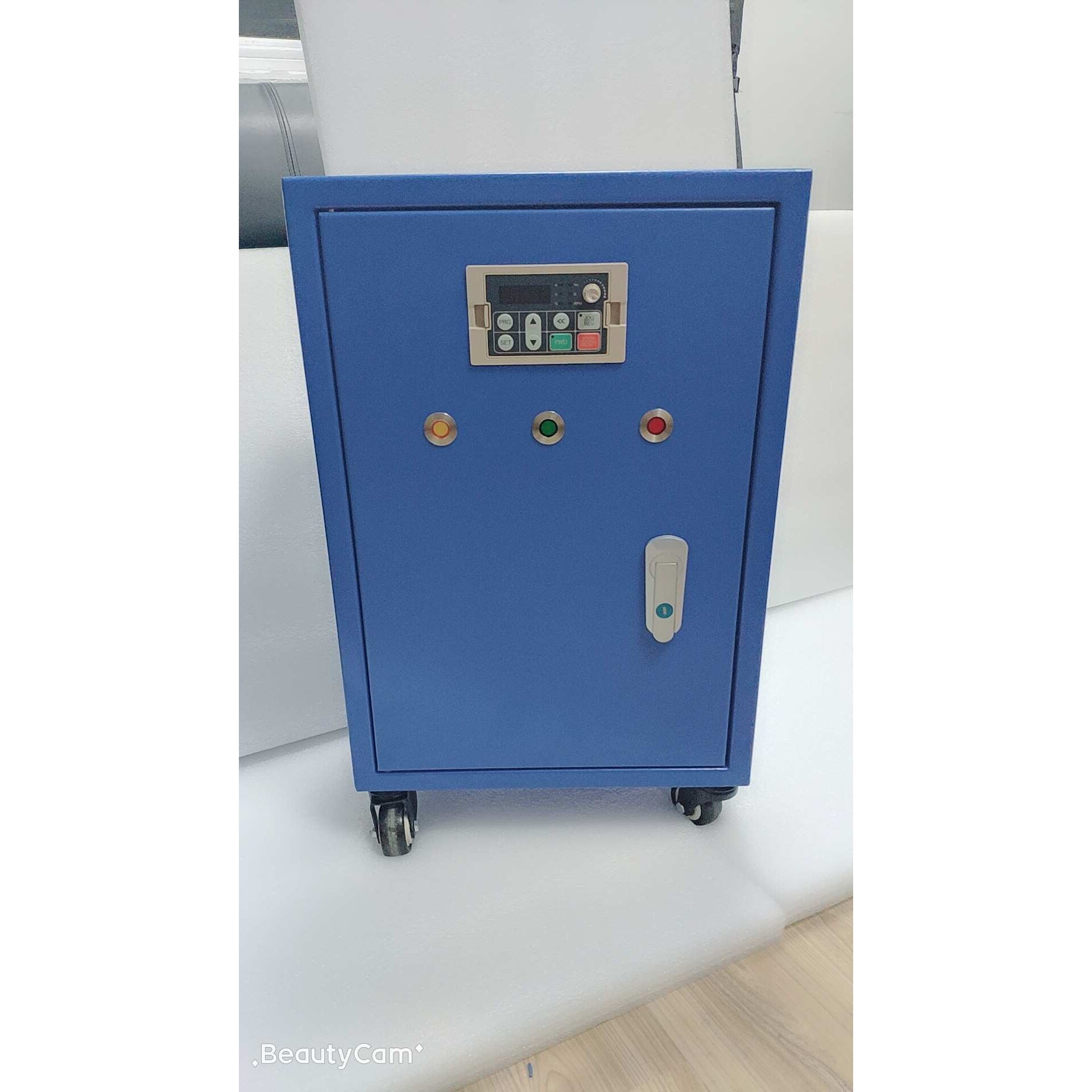 单相220V转三相380V电源转换器单相电转三相电380V+N 2.2KW