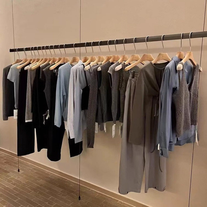 服装店吊架不锈钢拉丝银色方管挂衣杆女装橱窗陈列货架悬挂展示架