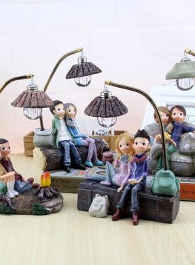 男孩女生创意情侣树脂工艺摆设 学生店礼品 小夜灯装饰品