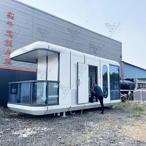 铝合金钢结构移动太空舱民宿