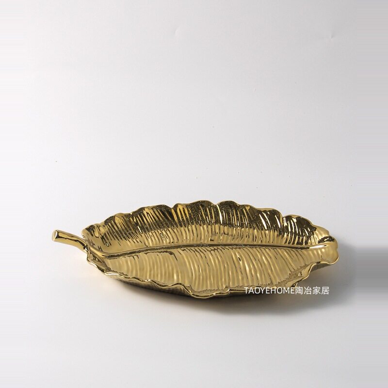 轻奢电镀金陶瓷几何镂空果盘摆件