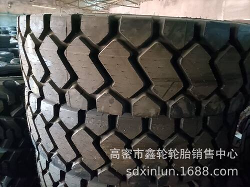 宽体自卸车13.00/14.00R25R24全钢子午线工程385/95R25轮胎