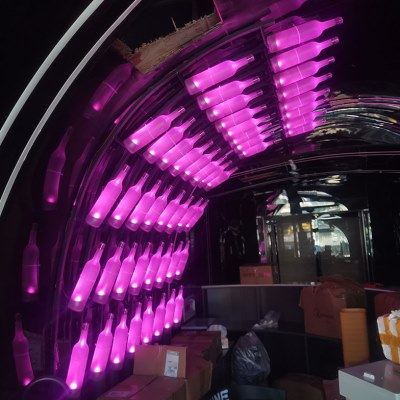红酒瓶发光酒架酒吧铁艺墙上装饰弧形红酒展示架定制简约现代,商业/办公家具,红酒架/柜,淘宝优惠券,粉丝福利购,淘宝优惠卷