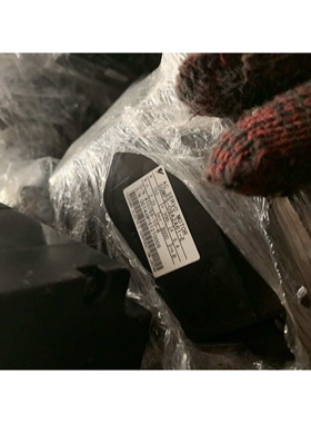 安川伺服电机SGMPS-08A2A61-E 现货