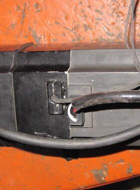 大量提供伺服电机HC-KFE73 HC-KFE73B