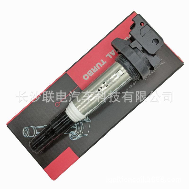 适用于宝马点火线圈12138616153 GN10571 UF667