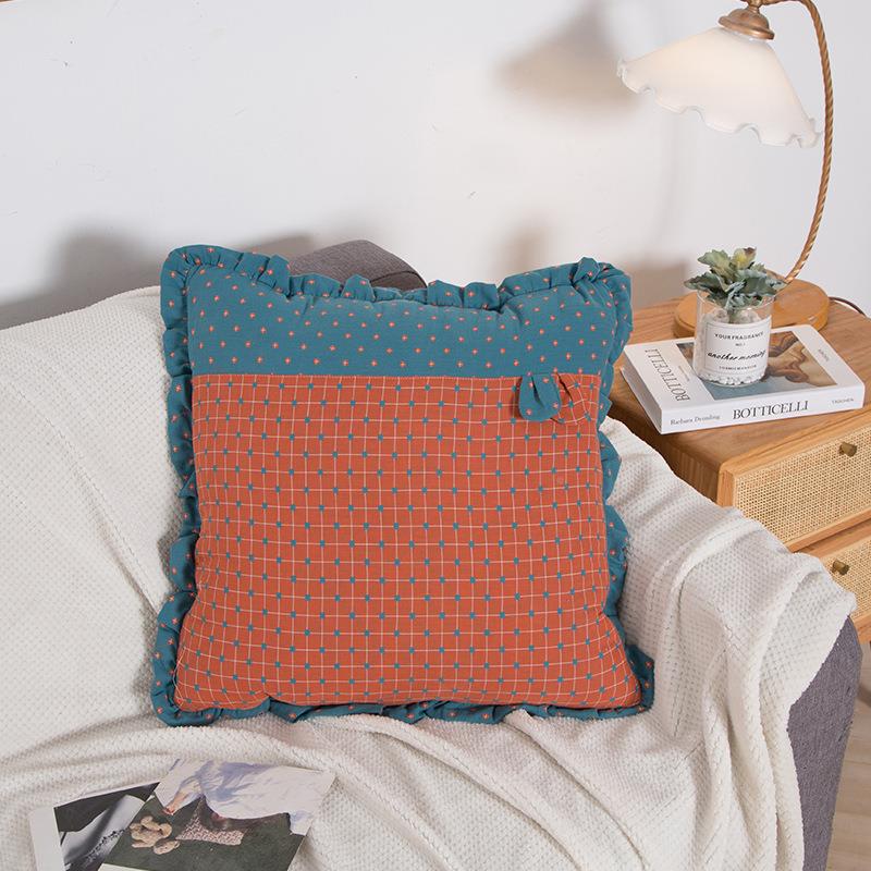 拼色抱枕被抱格纹兔耳荷叶边放心抱用枕午车睡盖被载家枕被现货销