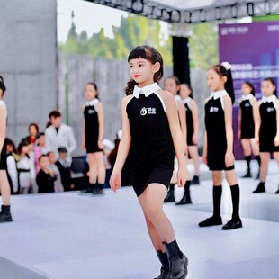 儿童形体礼仪模特走秀训练服少儿模特T台秀班服女童走秀演出服装