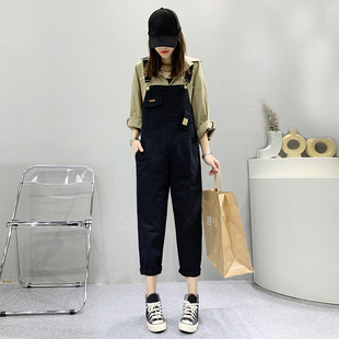 宽松春秋显瘦黑新款 女韩版 小个子可爱连体九分减龄 背带裤 炸街工装