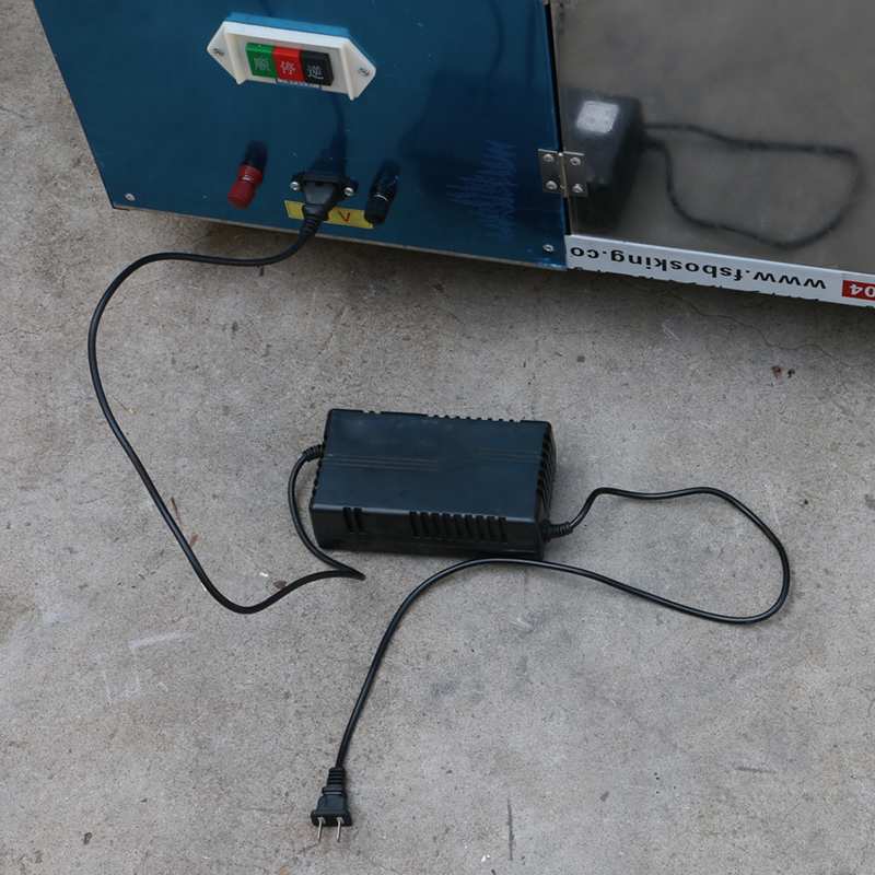 12V电瓶炒货机专用变压器 适配器炒瓜子花生板栗机器配件220V转12