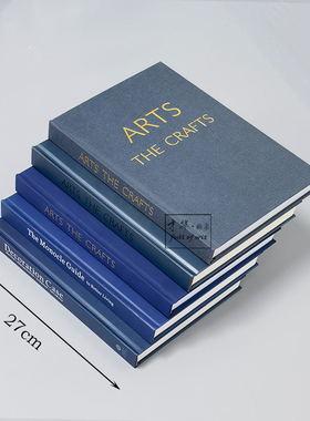 现代简约克莱因蓝色风格装饰真书轻奢样板间书房层架摆件拍照道具