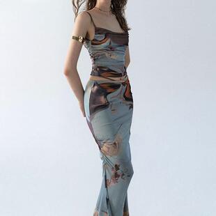 OfAki现货 “漫步高古轩”意识流油画印花吊带半裙度假风套装