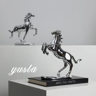 简约轻奢马到成功办公室摆件客厅电视柜样板间书柜动物软装饰品