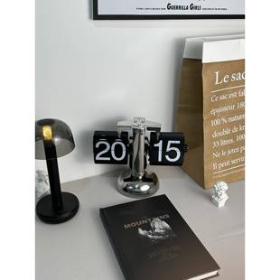 创意页FOO1机械自动翻时钟桌面简约台复古式 饰 数摆字钟轻奢极简装