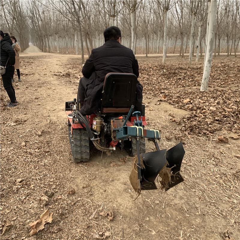 履带乘坐式小型微耕机开沟起垄