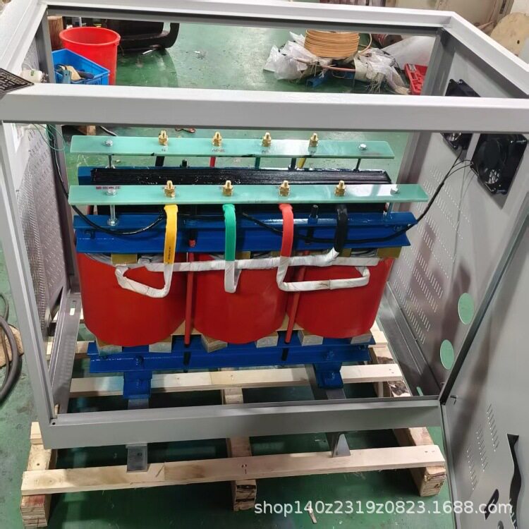三相660V变400V干式变压器