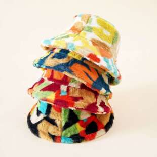 韩国时髦字母毛绒渔夫帽子女秋冬天洋气街拍加厚保暖奶牛盆帽潮