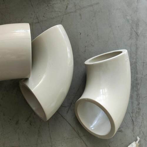 厂家供应白色PP对焊弯头 90度PP弯头管道连接件 PP整体注塑弯头