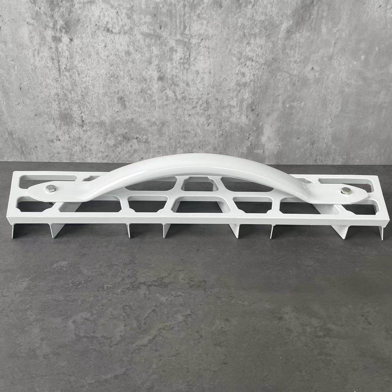 专业生产优质50#钢墙纸工具、干墙工具、颜色可根据客人要求