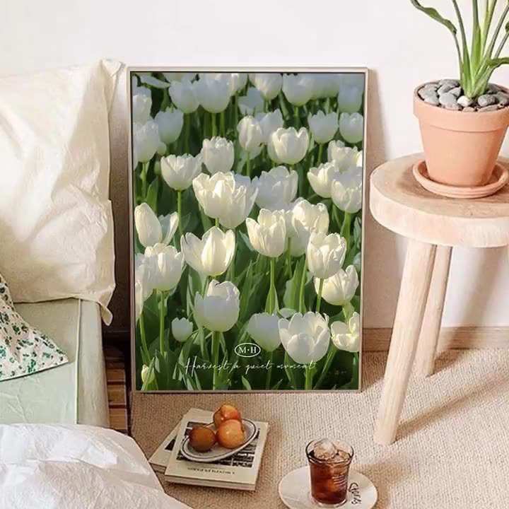 唯美餐厅桌面摆画小清新卧室挂画北欧ins风郁金香单幅客厅装饰画