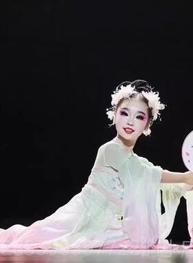 新款儿桃童古典舞表仙演服，枝，春花开似的中国舞灵儿同雅暖纱衣